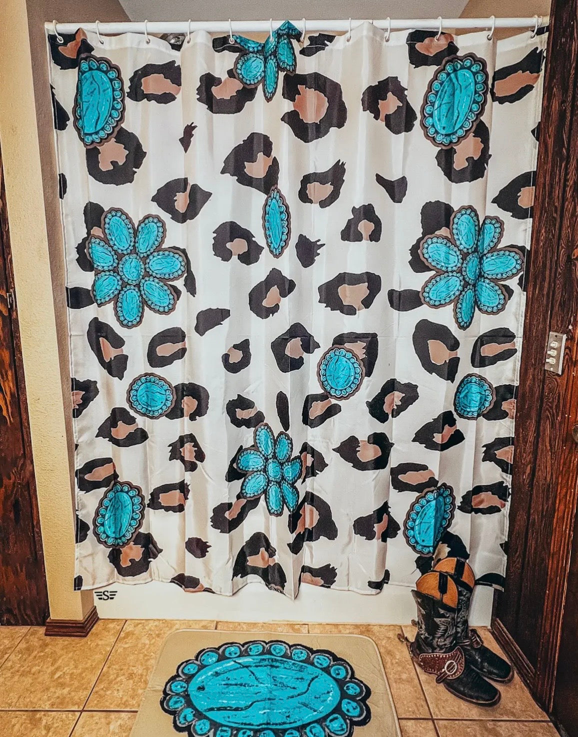 Turquoise Shower Set